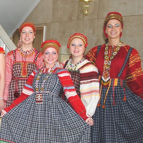 Выступление фольклорного ансамбля «Каравай»